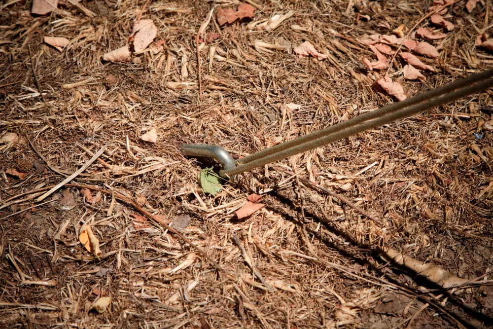 how to remove tent stakes